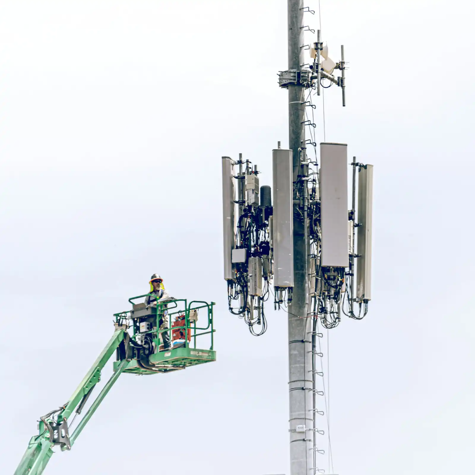 Cell tower infrastructure for network expansion planning